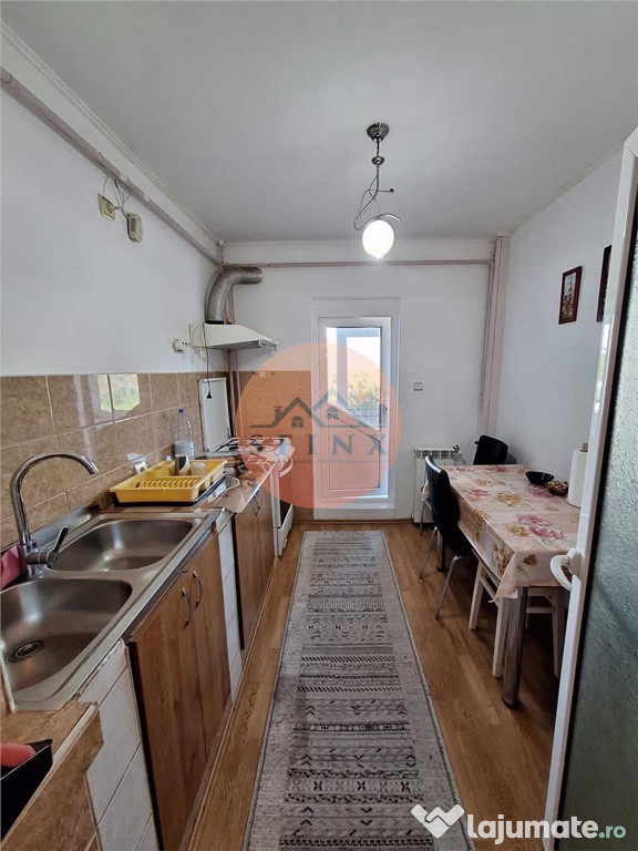 2 decomandate Tiglina 3, etaj 2, 300€/luna