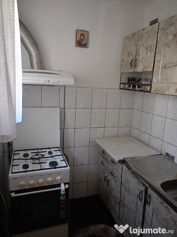Apartament 2 camere Petrișor