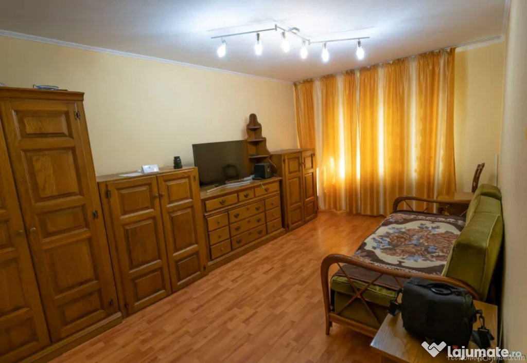 Apartament cu 2 camere in Micro 16