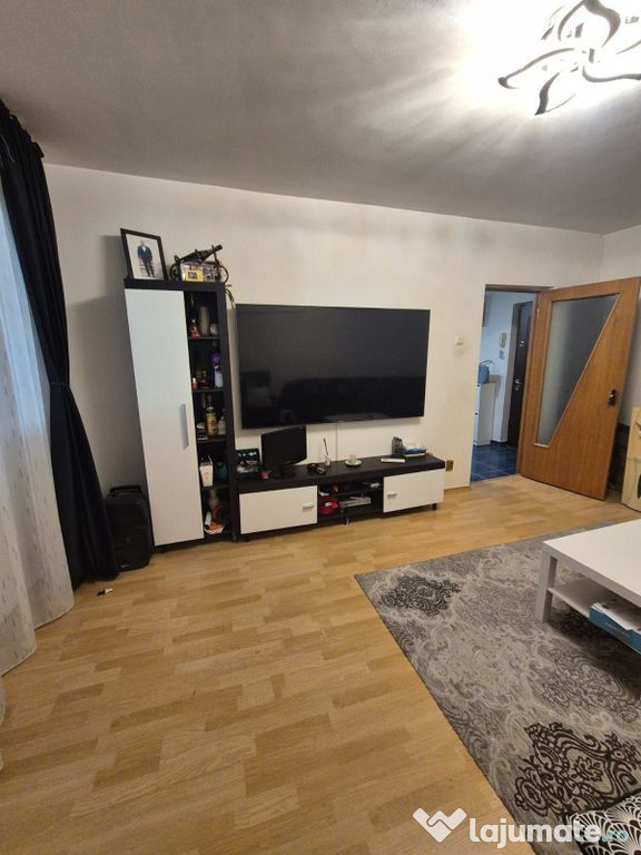 3 Camere Metrou Aparatorii Patriei
