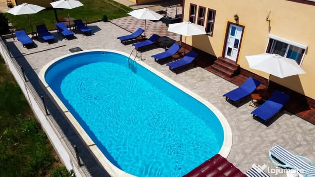 Vila cu piscină +Vilă turistică profitabilă la mare
