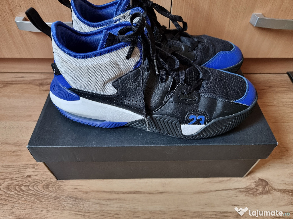 Ghete de baschet JORDAN STAY LOYAL 2, marimea 45