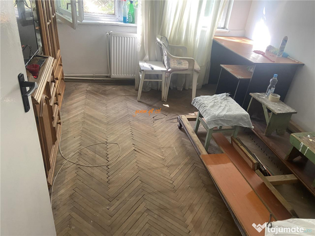 Apartament 3 camere , zona Gara, et 2/4 , centrala termica i