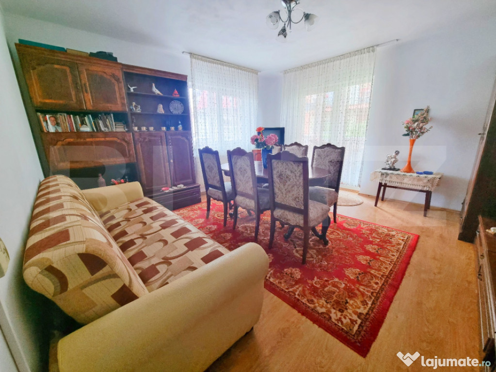 Apartament 3 camere decomandat – spațiu, confort și inti