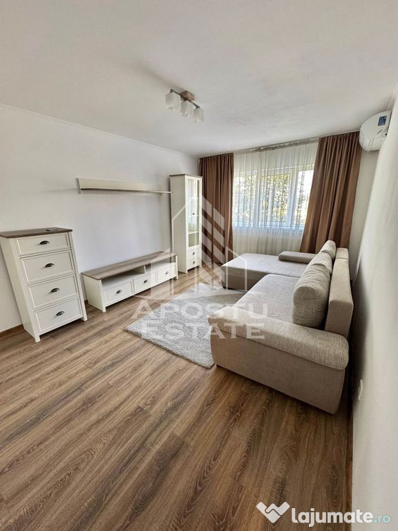 Apartament cu 3 camere, doua bai, 67 mp, zona Lipovei