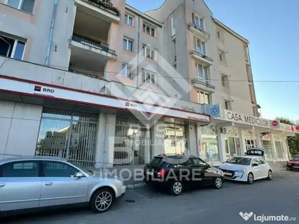 Apartament de vanzare 2 camere - 1 Decembrie