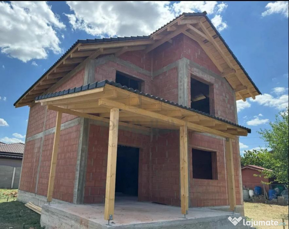 Casa la rosu - zona buna
