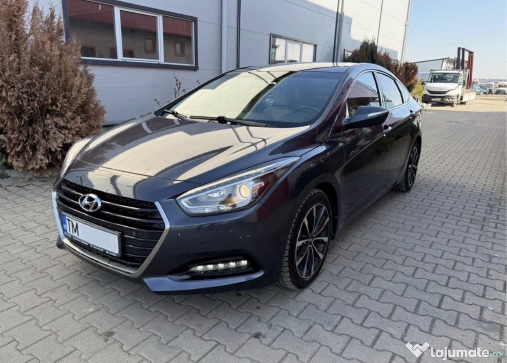 Hyundai i40 1.7 CRDI 141 CP Automată DCT7 Full Option 2016 195.000 km