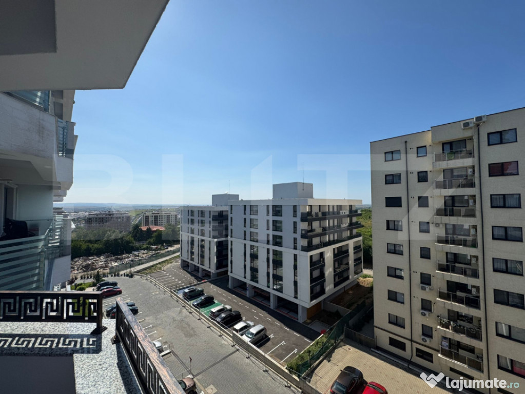 Apartament de 2 camere, decomandat, 2 locuri de parcare subt