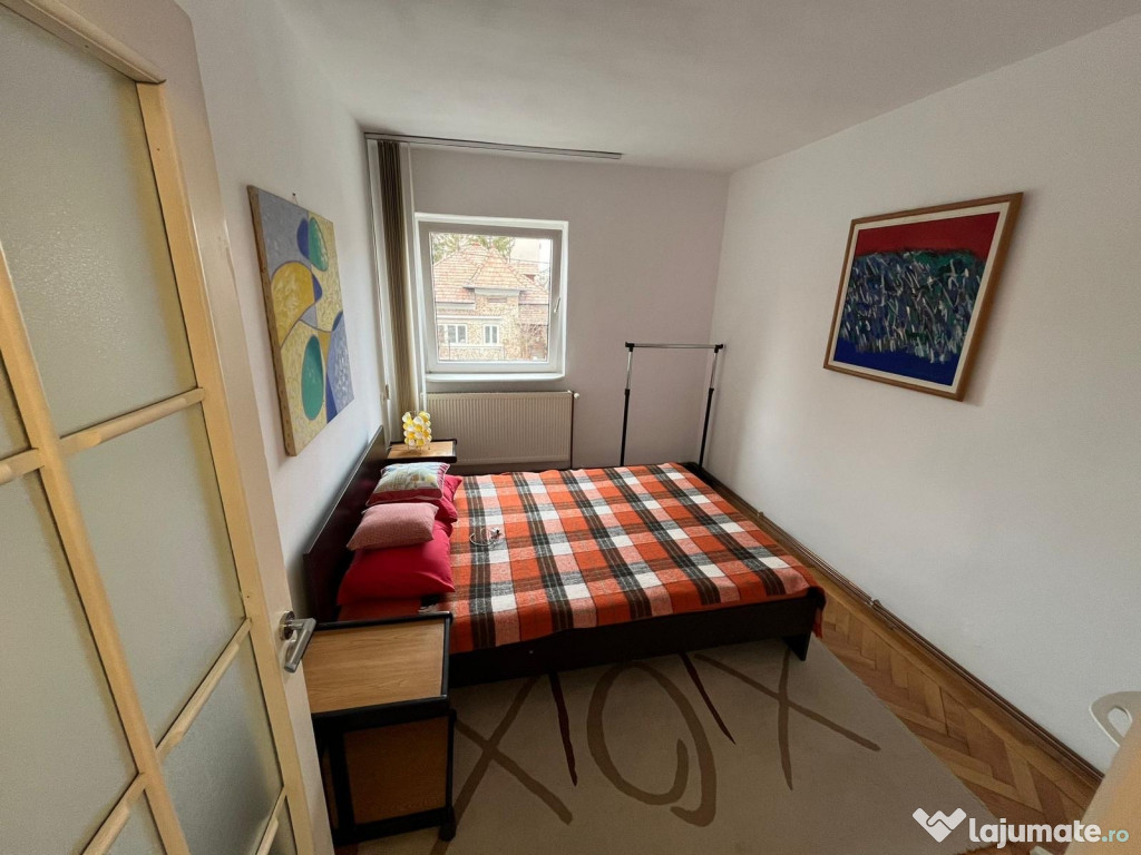 Apartament 3 camere Traian etaj 1 cu centrala
