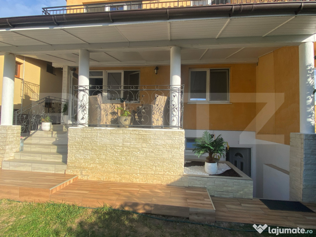 Apartament de vanzare, cu 5 camere la vila, 120 mp, zona Kau