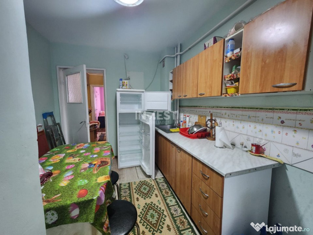 APARTAMENT DECOMANDAT 3 CAMERE, 65 MP, DACIA, POSIBILITATE D