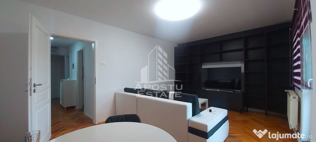 Apartament cu 3 camere decomandat in zona Maranata
