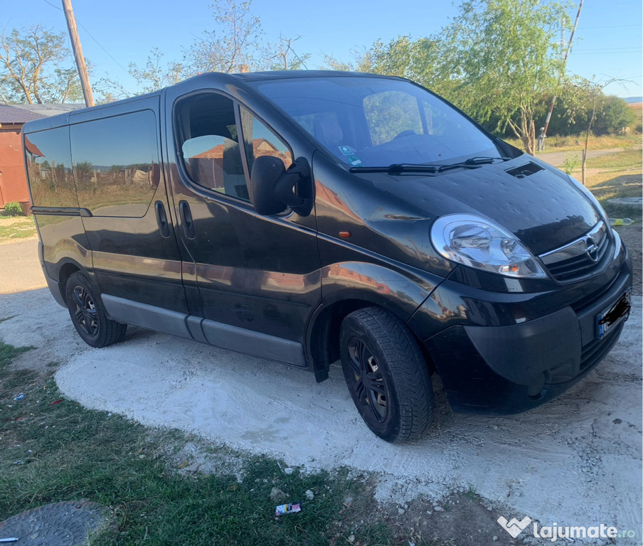Opel vivaro 2.5 9locuri