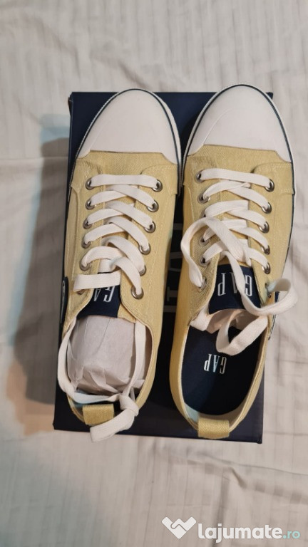 Sneakers/Tenisi GAP noi cu eticheta