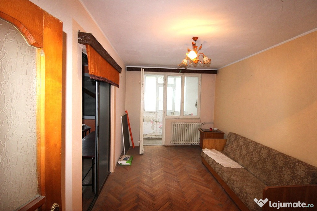 Apartament cu 3 camere in Micro 19