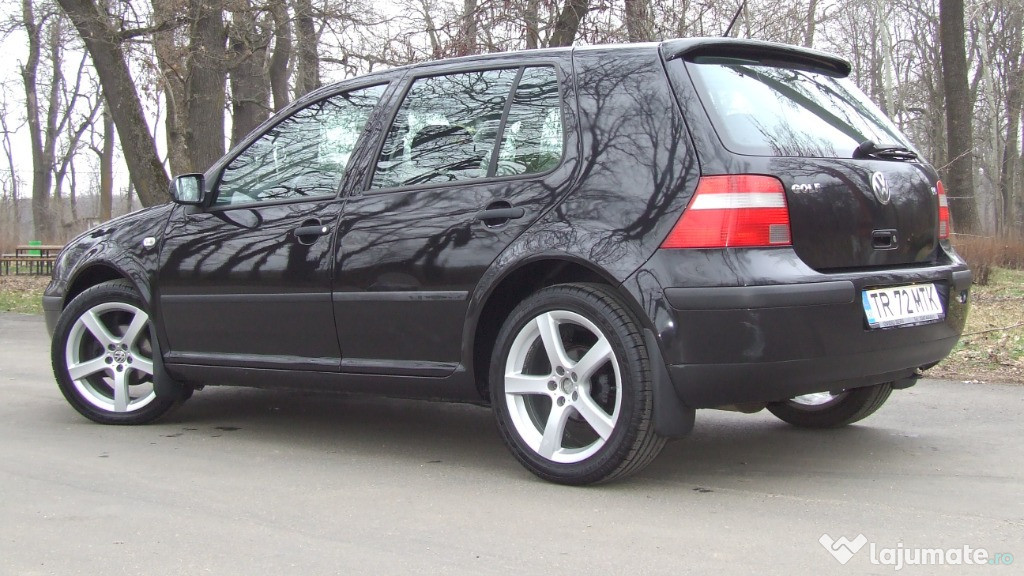 Vând Volkswagen Golf 4, Benzină 1.6, An de fabricatie 2003
