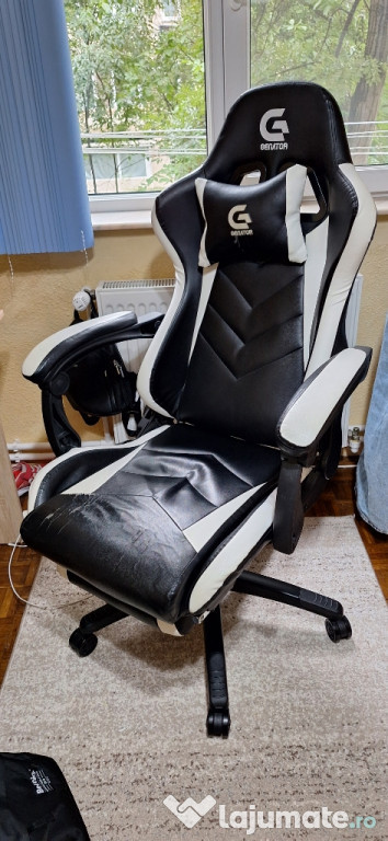Scaun gaming genator