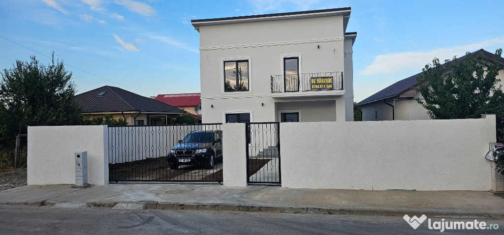 Casa , vila in Cumpana strada amurgului