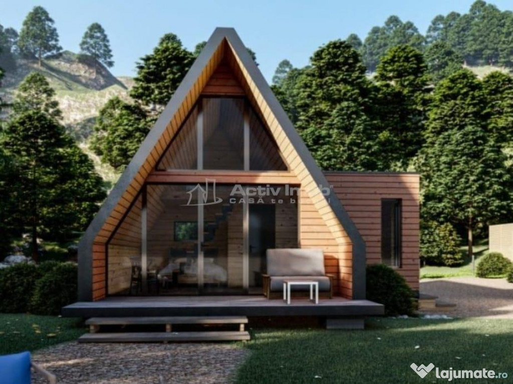 Casa - Pe structura de lemn si panouri SIP