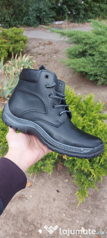 PROMOTIE Ghete din piele unisex 39-40 imblanite