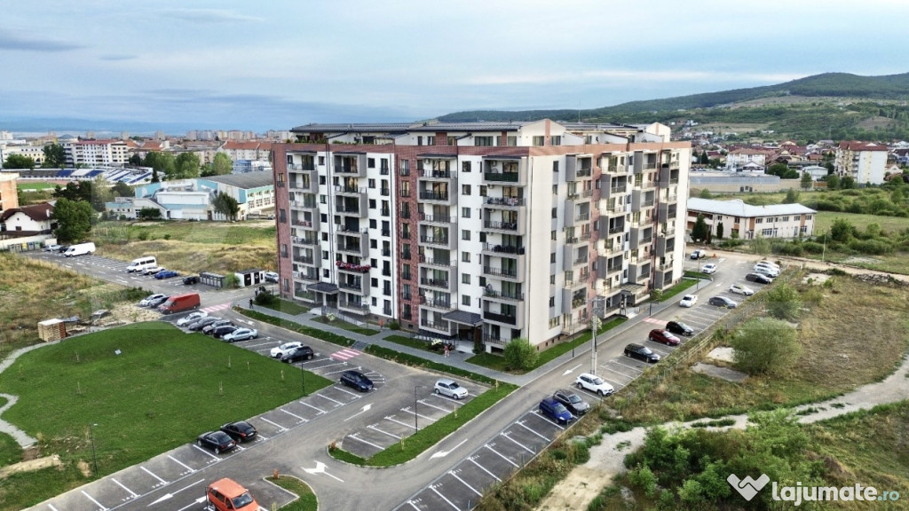 Apartament 2 camere de inchiriat,etaj 7,bloc nou,cartier Tra