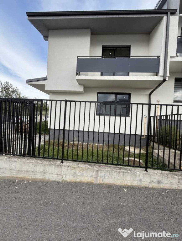 Duplex cu 5 camere, in vecinatatea zonei VIVO