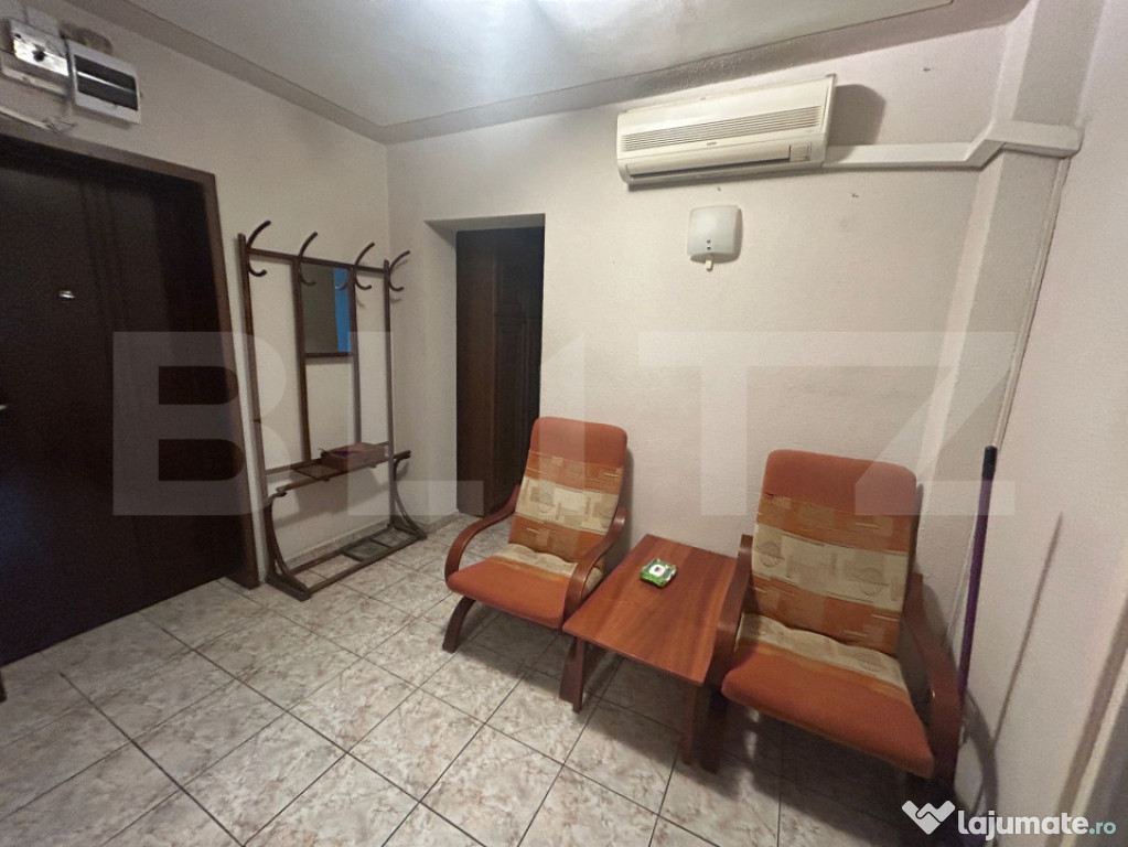 Apartament cu 4 camere, decomandat, 70mp, zona Podu Ros