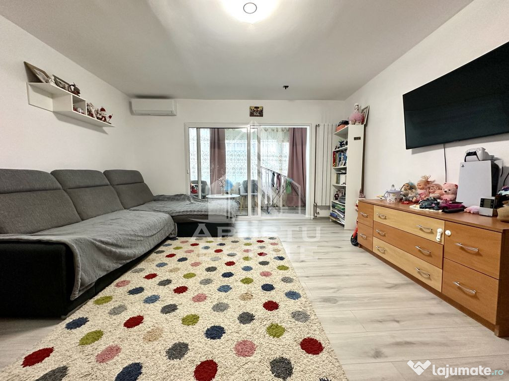 Apartament 2 camere, decomandat, centrala proprie, zona S...