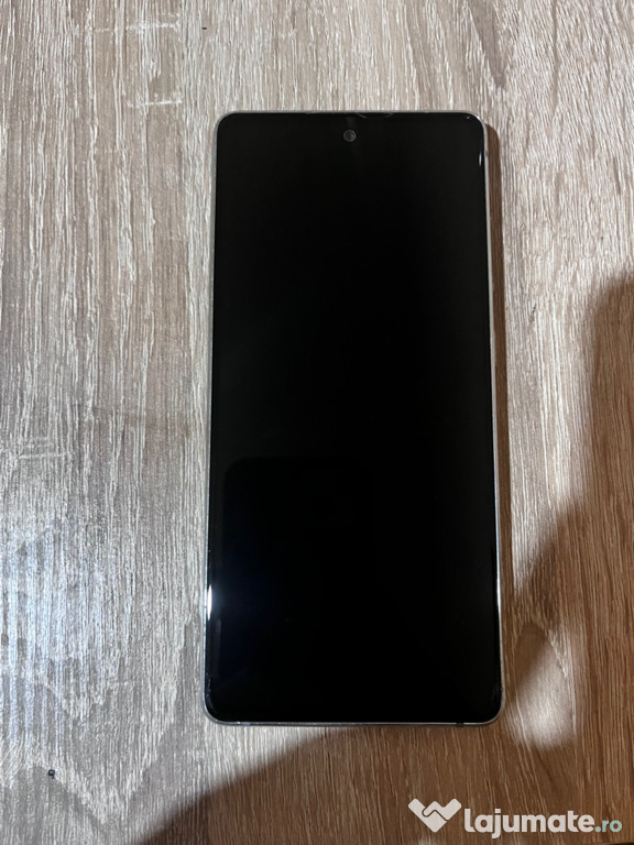 Samsung S20 FE , în stare perfectă
