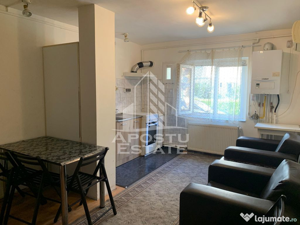 Apartament 3 camere, centrala proprie,zona Timocului-Saguna.