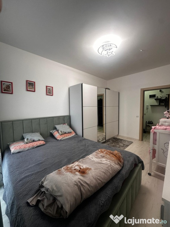 Apartament 3 camere - Sector 4