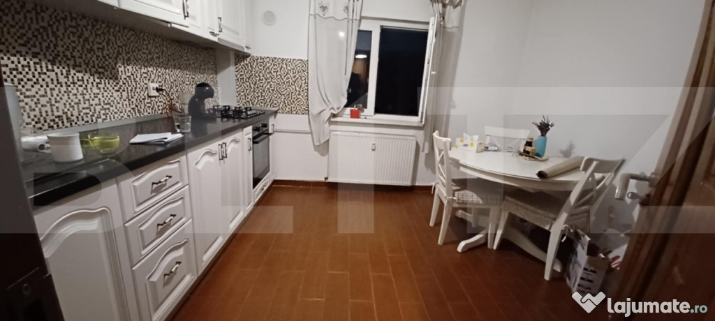 Apartament 3 camere 79,5 mp, spațios, zona Lujerului – me