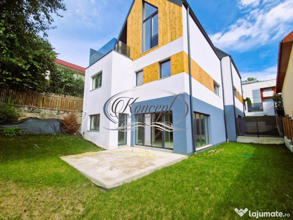 Duplex deosebit si eficient termic situat in Dambul Rotund