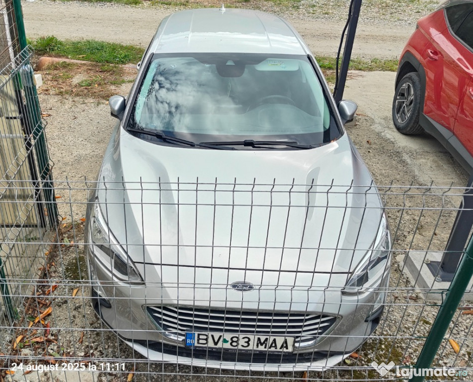 Ford Focus model 2018 1.0 EcoBoost pus in circulatie martie 2020