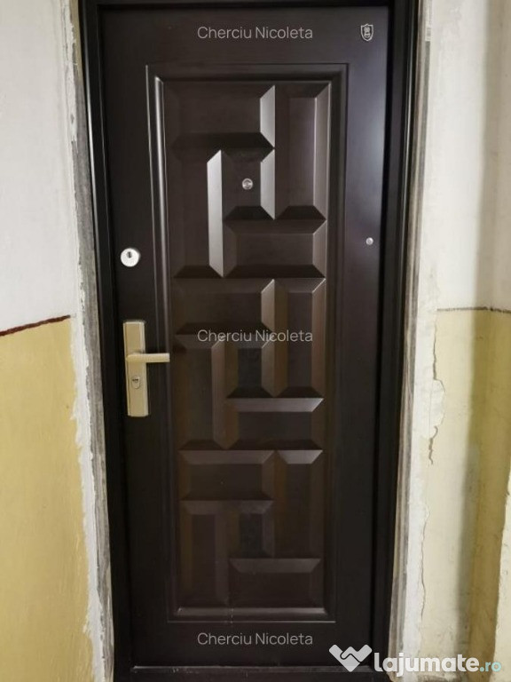 Apartament 3 camere zona foarte buna - de vanzare (proprietar)
