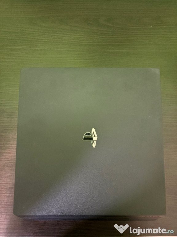 PS4 pro + 2 controlere + 2 jocuri