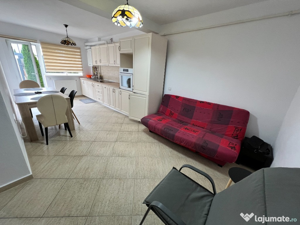 Apartament 2 camere,renovat cu gradina,zona Calea Cisnadiei