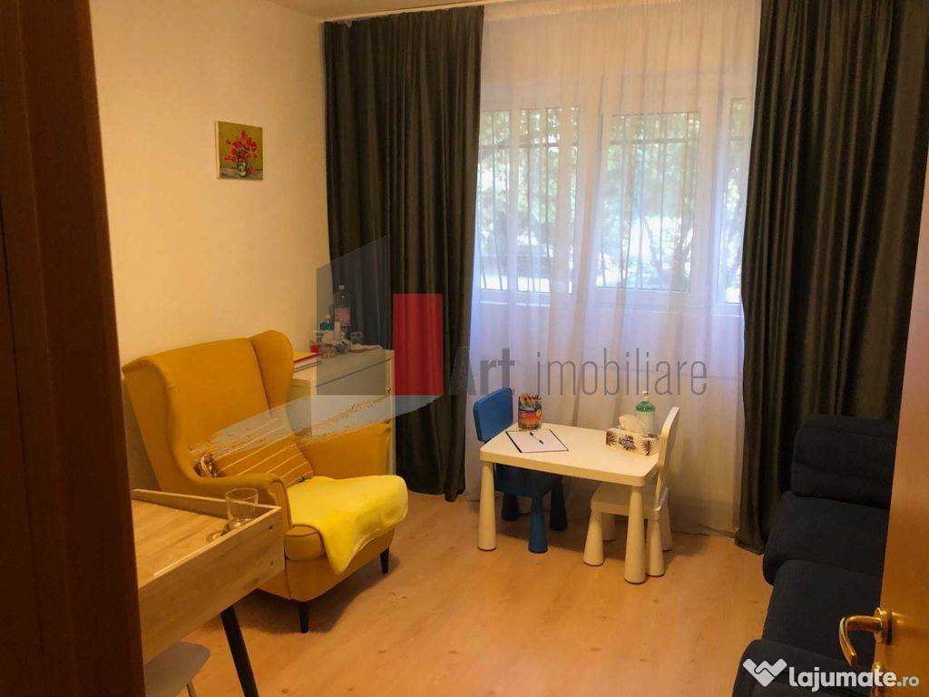 Vânzare apartament decomandat 2 camere Tineretului - Pal...