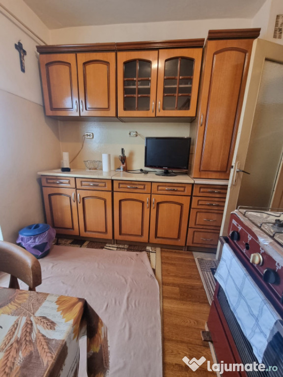 Apartament 2 camere 54mp langa liceu, Filiasi
