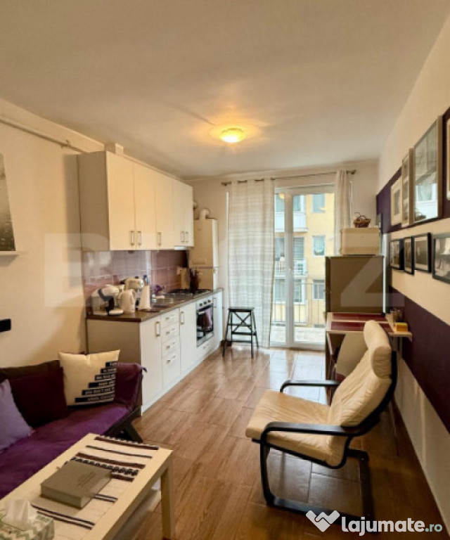 Apartament 2 camere mobilat utilat, etaj intermediar, zona E