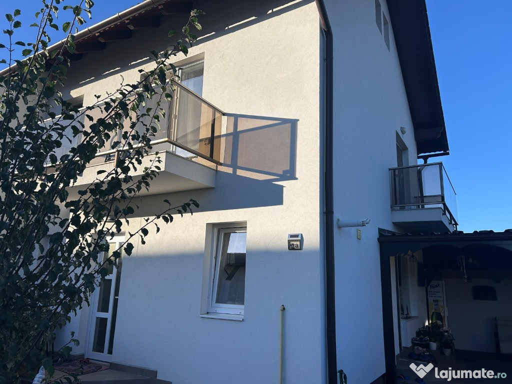 Casa de vanzare duplex