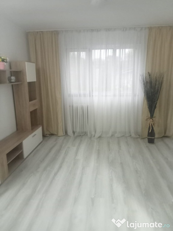 Garsonieră de vânzare – zona Sticlărie / Granit,sturza