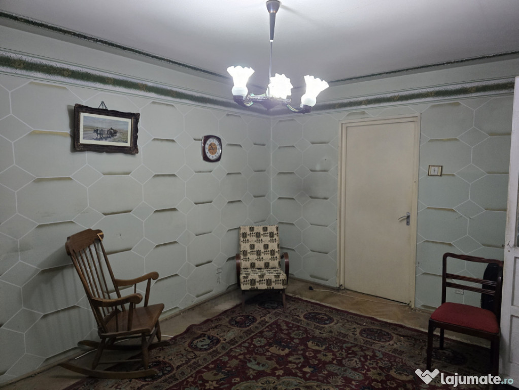 Apartament Spațios cu 2 Camere, Ploiești Nord