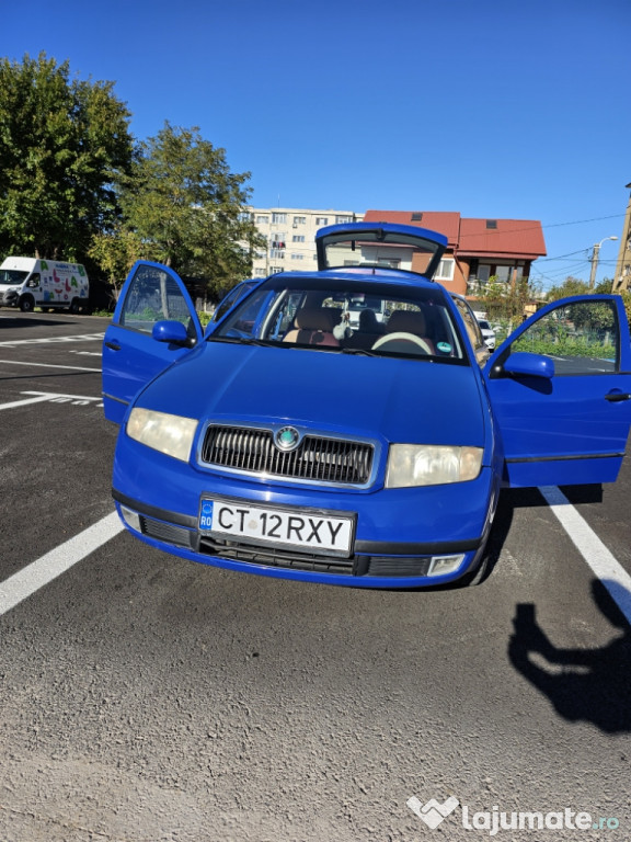 Vând Skoda Fabia Elegance