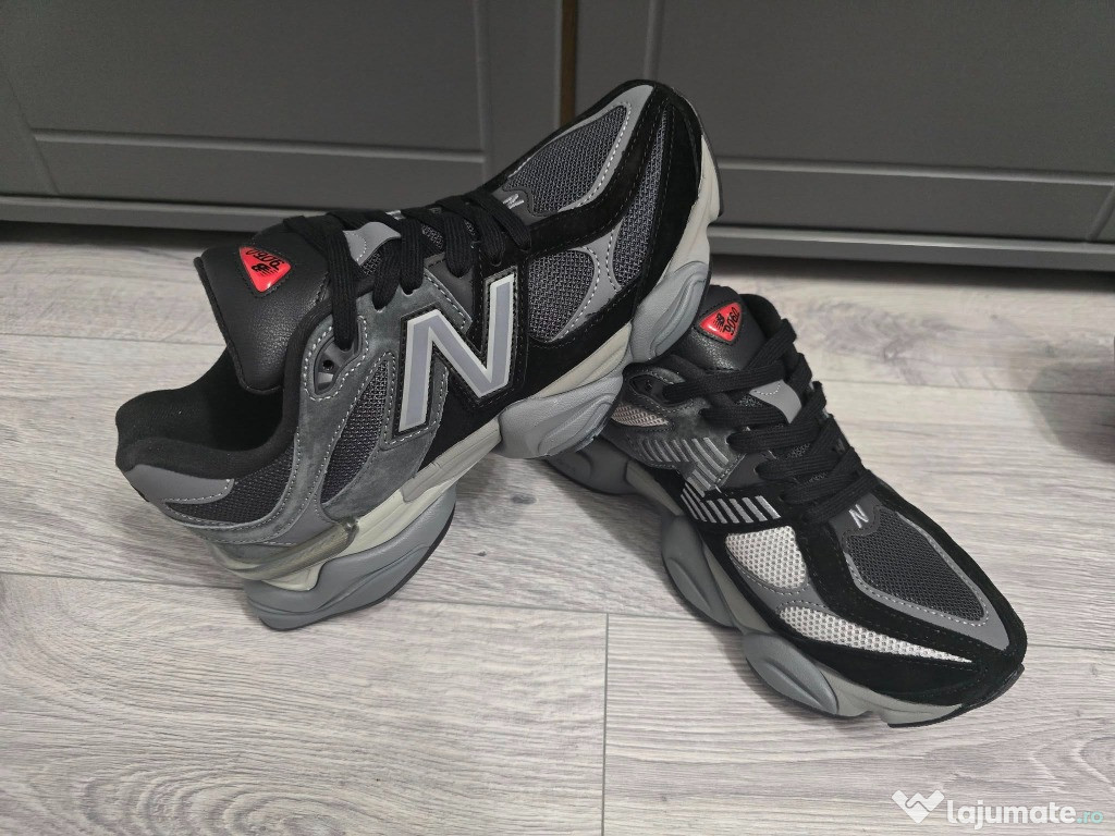 New balance nr 43 pret 400 lei