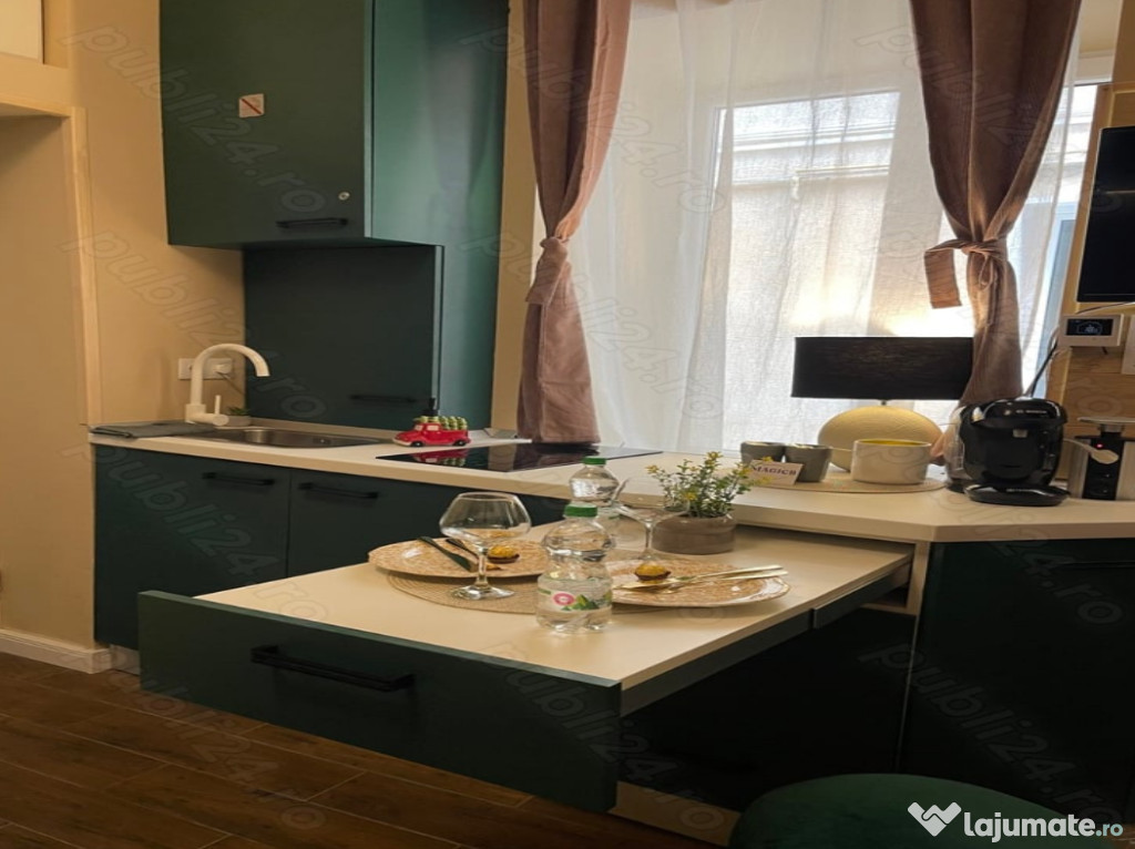 Camera de camin cu baie si bucatarie - zona CentruI Istoric