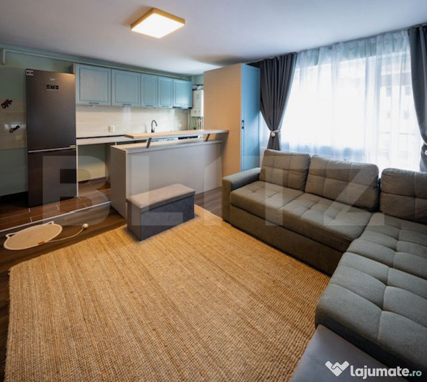 Apartament select in Tractorul , 3 camere , 2 bai , spatios
