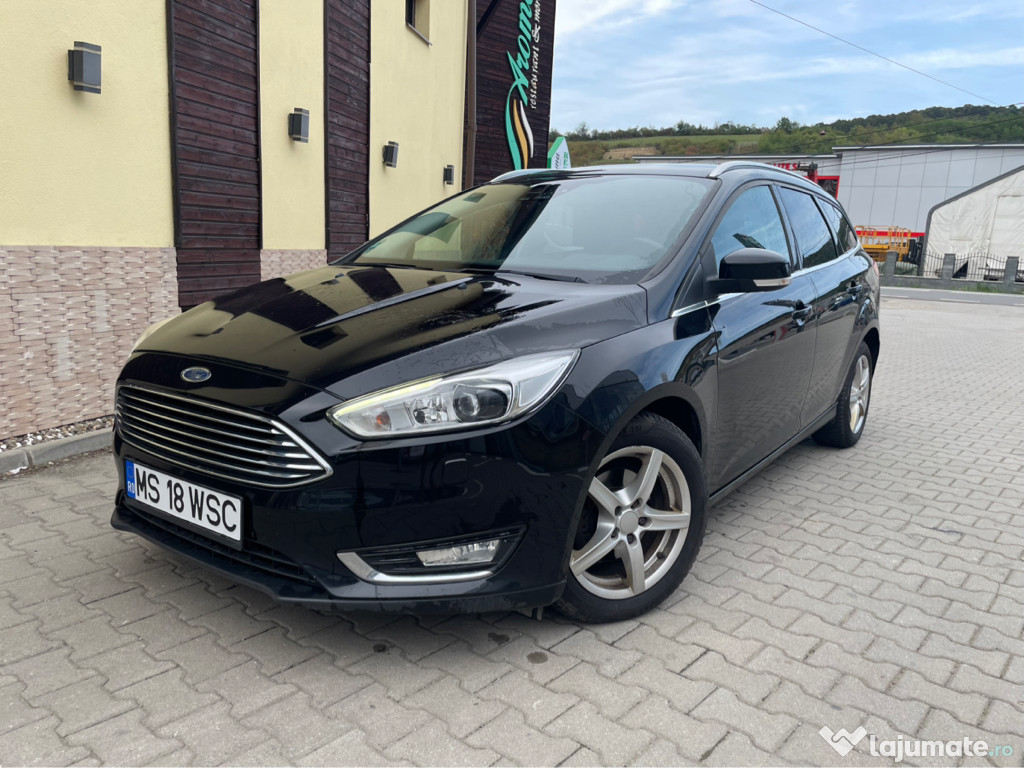 Ford Focus TITANIUM-1.5Dtci 120cp-Bi Xenon-Navigatie !