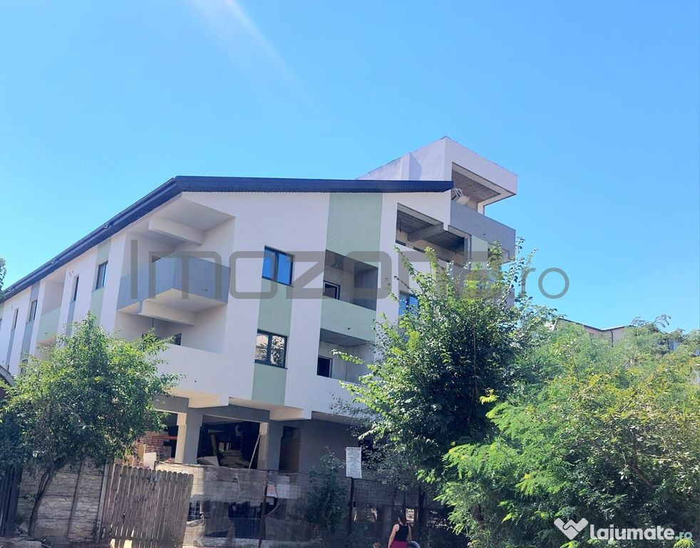 3 Camere, 86 mp, decomandat, 2 balcoane, zona de case, Mi...
